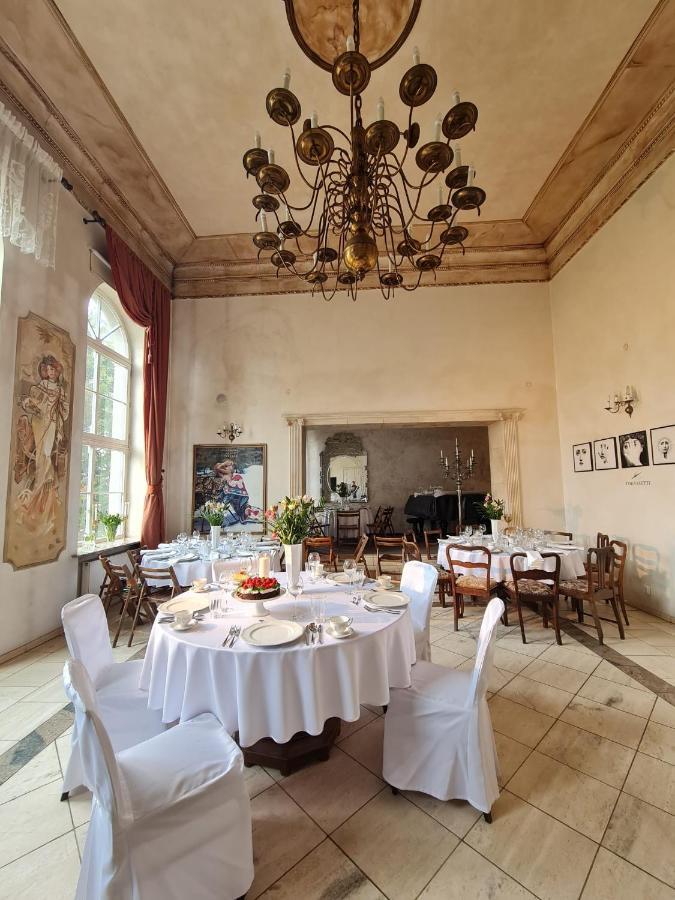 Dwor Podstolice - House Of Rosenthal Villa Bagian luar foto